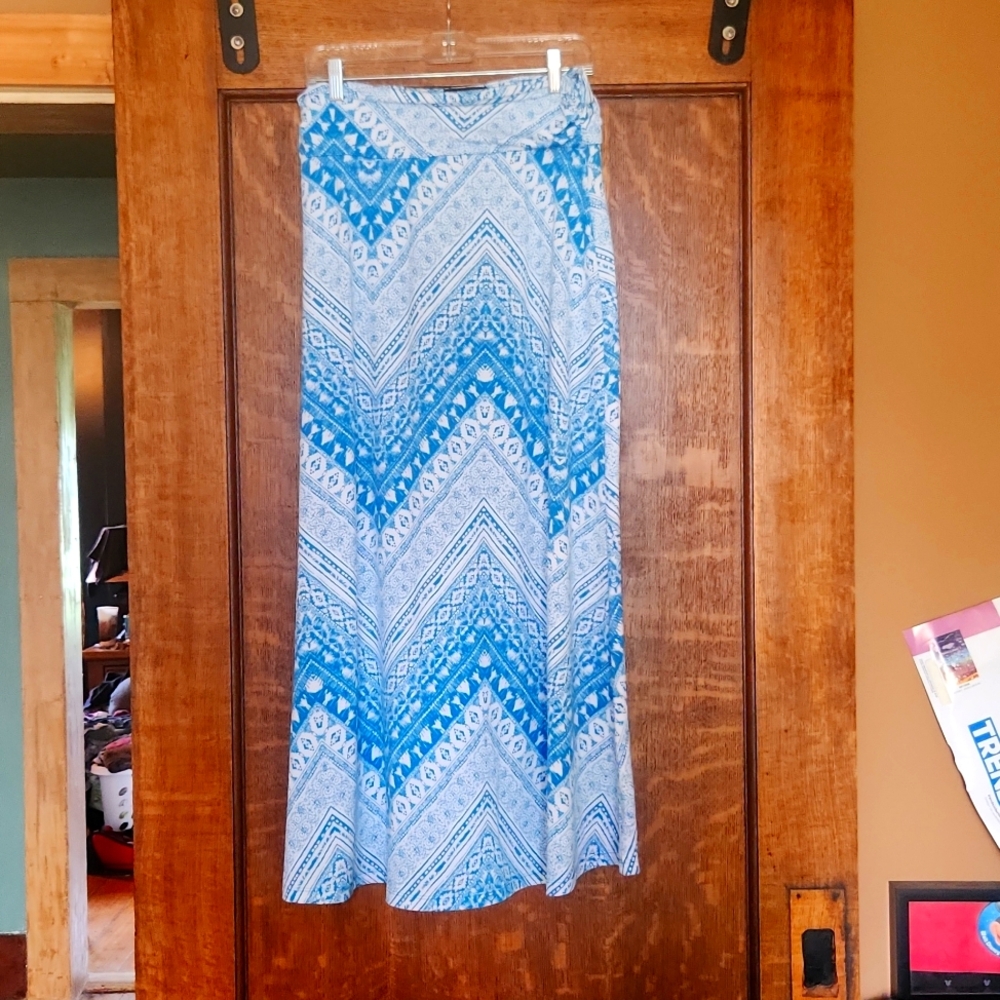 Woman's Medium maxi skirt